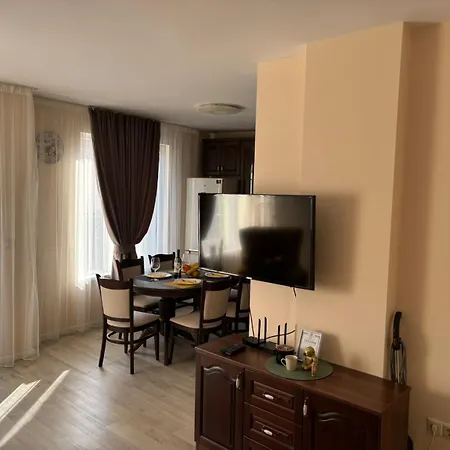 Grand Bogoridi - Center Near To Sea And Sea Garden شقة