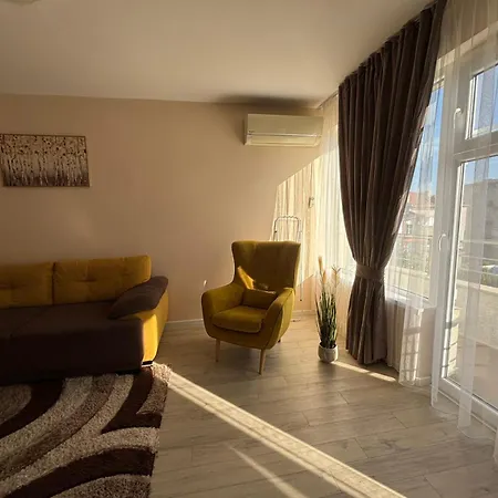 شقة Grand Bogoridi - Center Near To Sea And Sea Garden